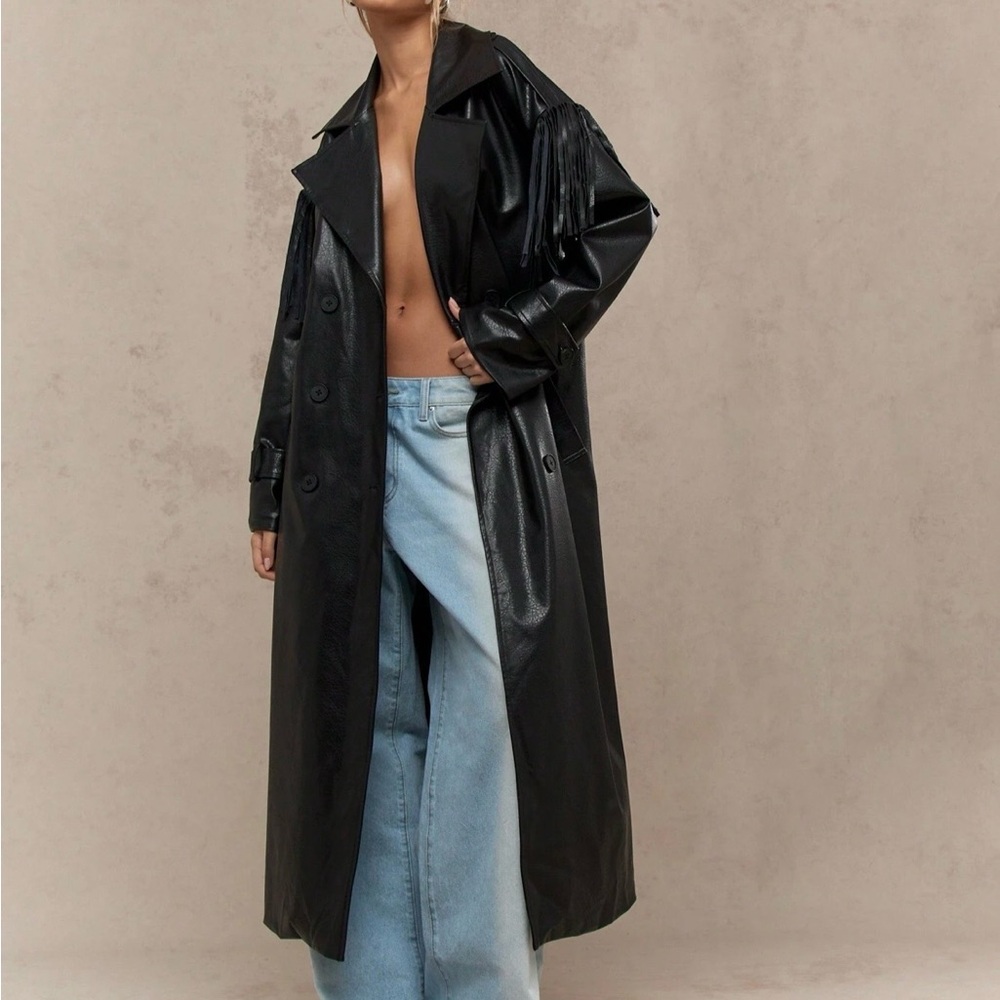 🤠 Black Fringe Trench Coat - Picture 5 of 8